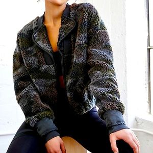 Free People FP Movement Camo Everest Fleece Jacket M